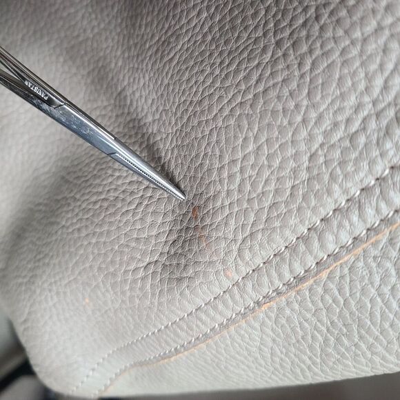 Cuyana Classic Unstructured Leather Pebbled Tote Purse Taupe Minimalist Everyday - Picture 6 of 12